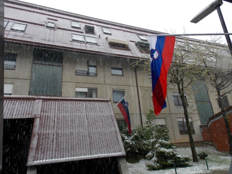 sneg, 27.april. črnuče 2