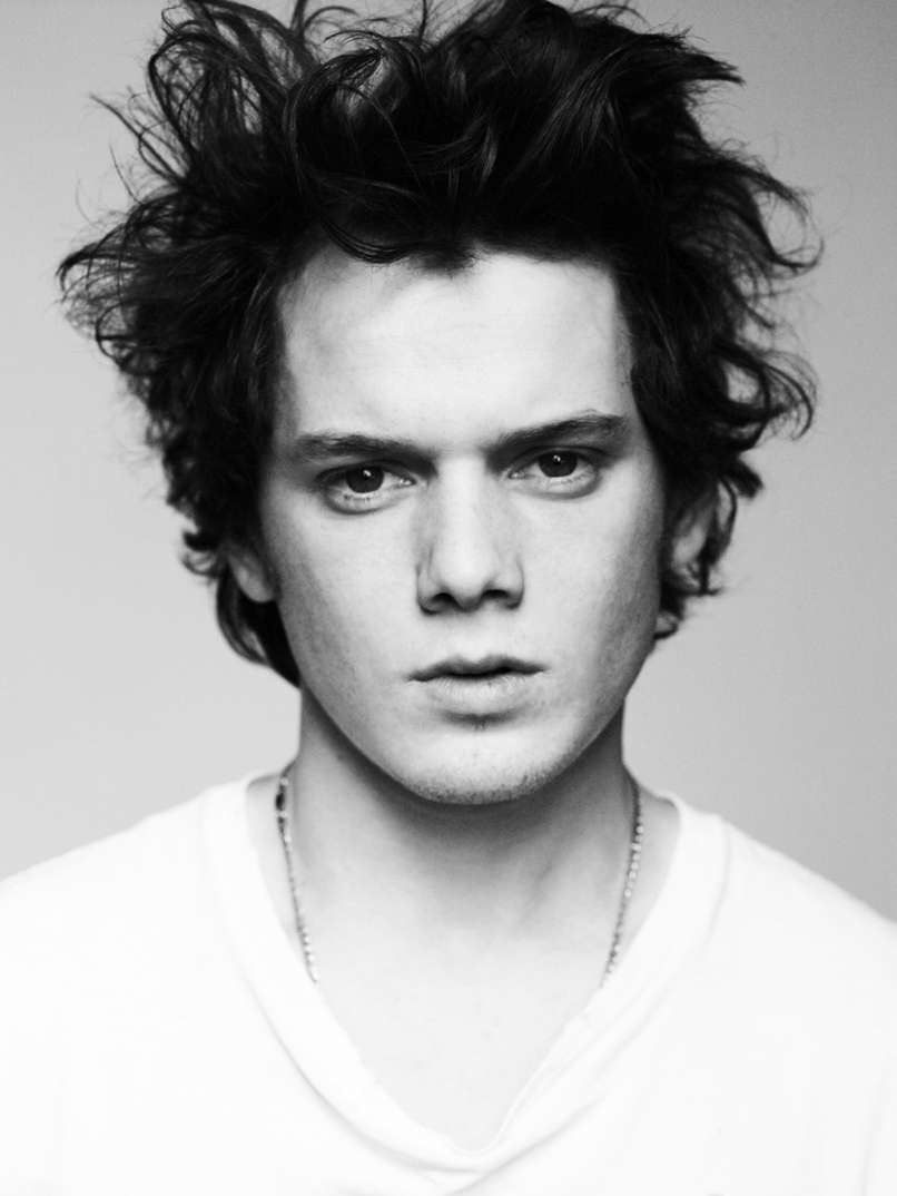 Anton Yelchin - foto 3