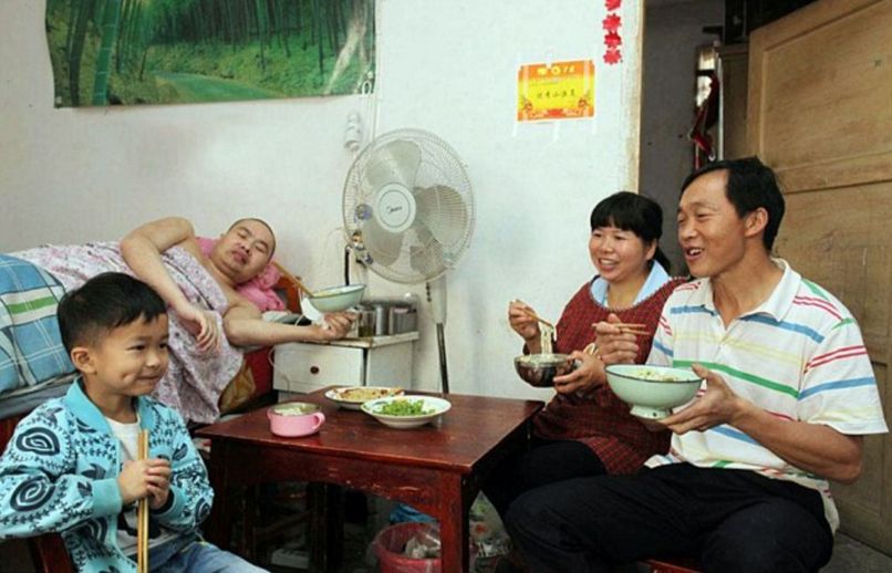 Paraliziran, Xu Xihan, Xie Xiping