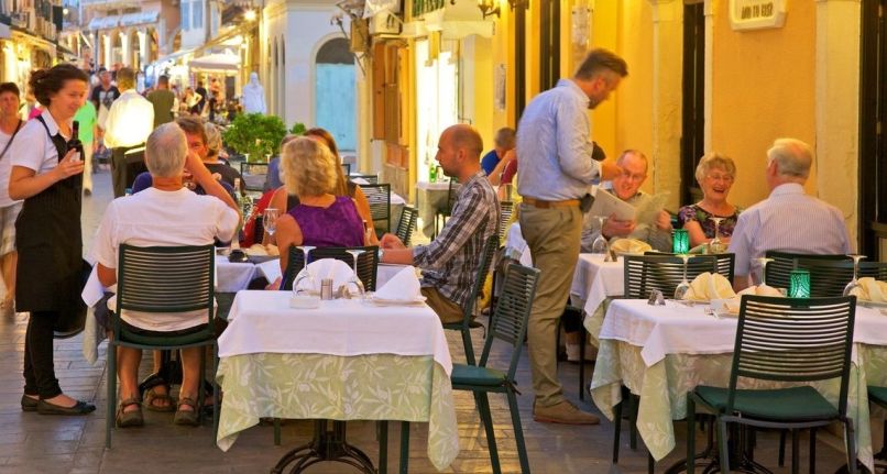 restavracija strezba natakar