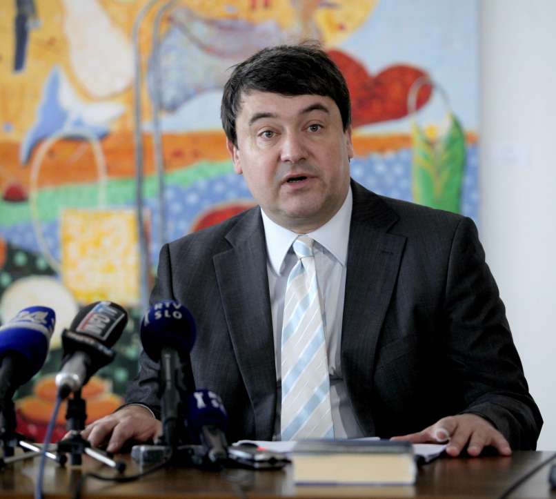 Boštjan M