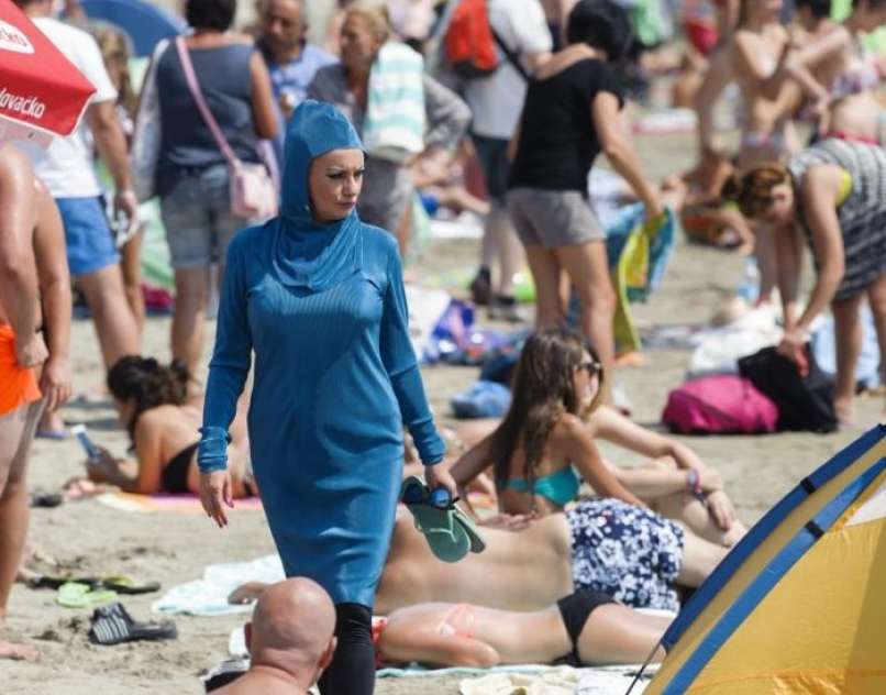 burkini_split