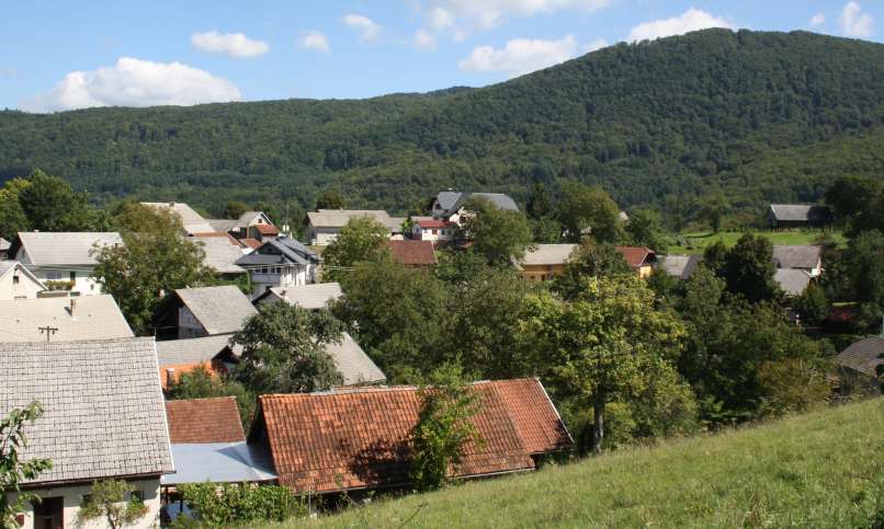 5Z dvorisca domacije