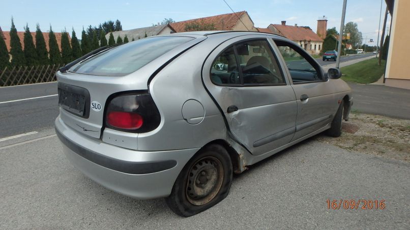 renault megane, zaseg
