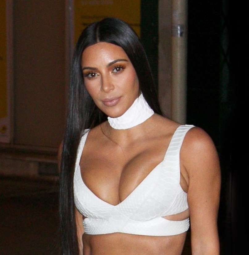 Kim Kardashian rop Pariz