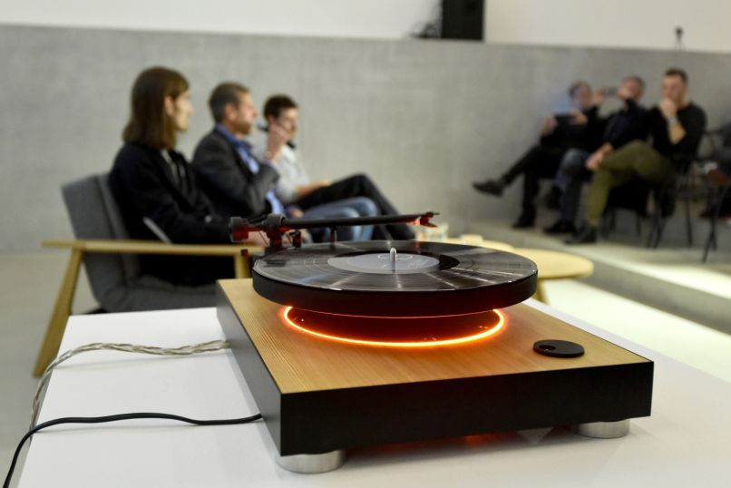 lebdeči gramofon1