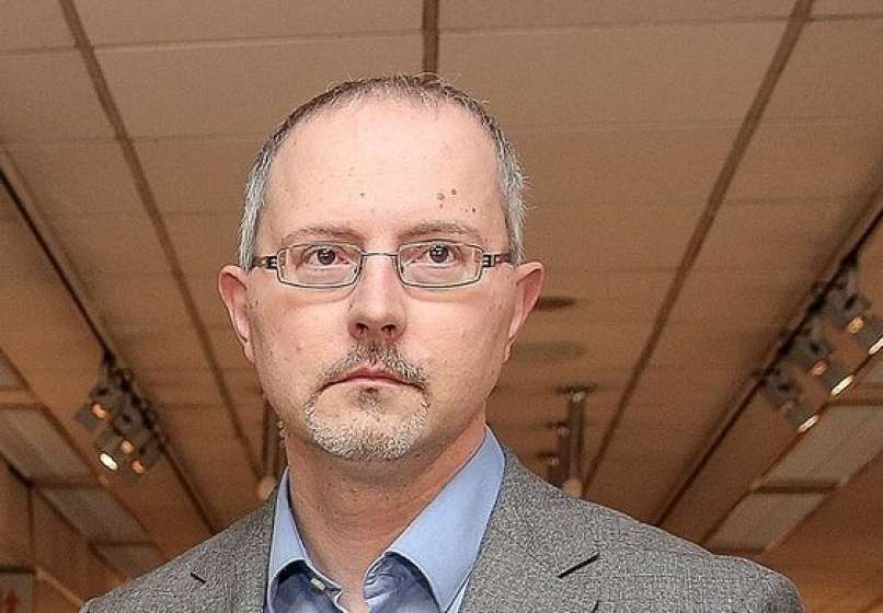 Lenart Škof