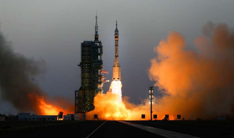 kitajska raketa Shenzhou-11