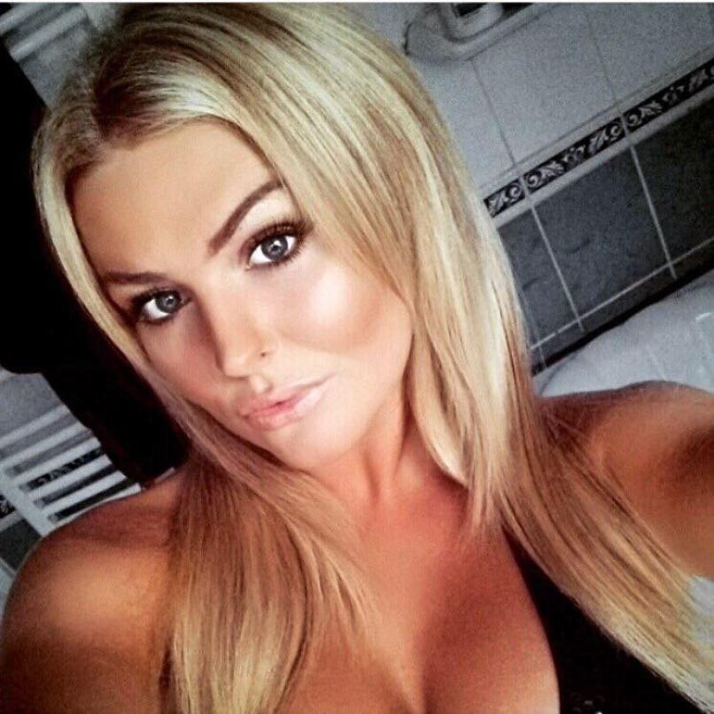 simone_toon