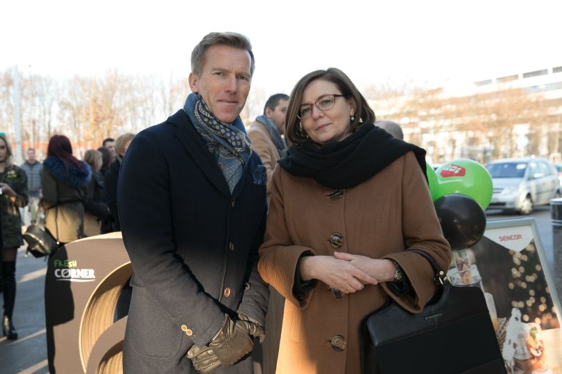 Lars Hoglund, predsednik malorpodaje v Skupini MOL in Madžarska veleposlanica v Sloveniji