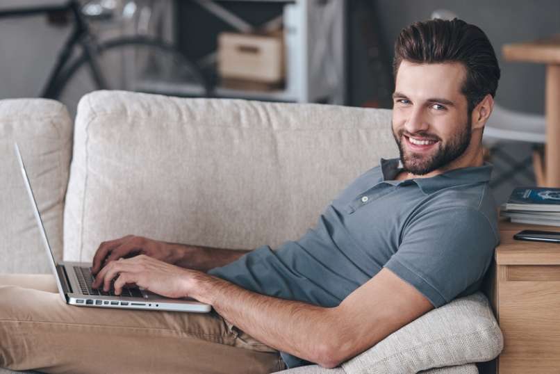 Online v udobju doma