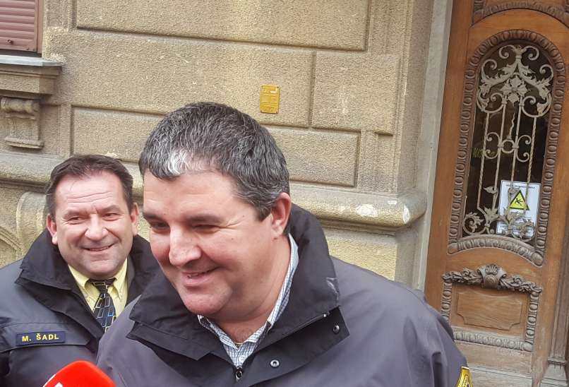 Robert Munda, PU Maribor, streljanje, Kidričevo, (IZREZ ZGORAJ)