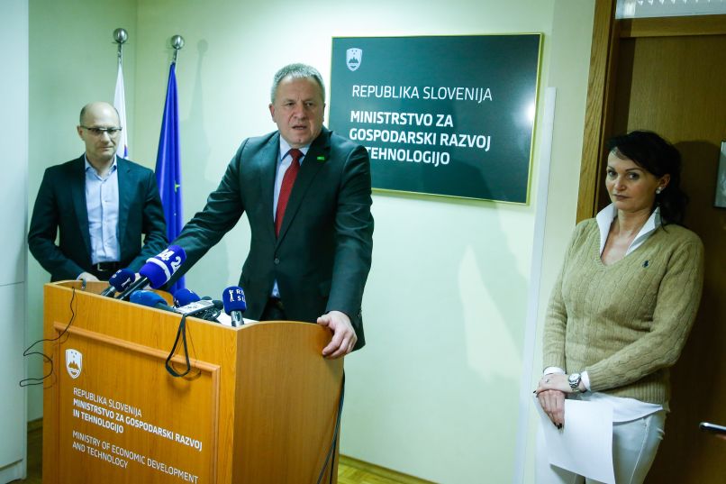 minister za gospodarski razvoj in tehnologijo Zdravko Počivalšek