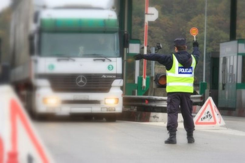 policija_nadzor_IMG_5737