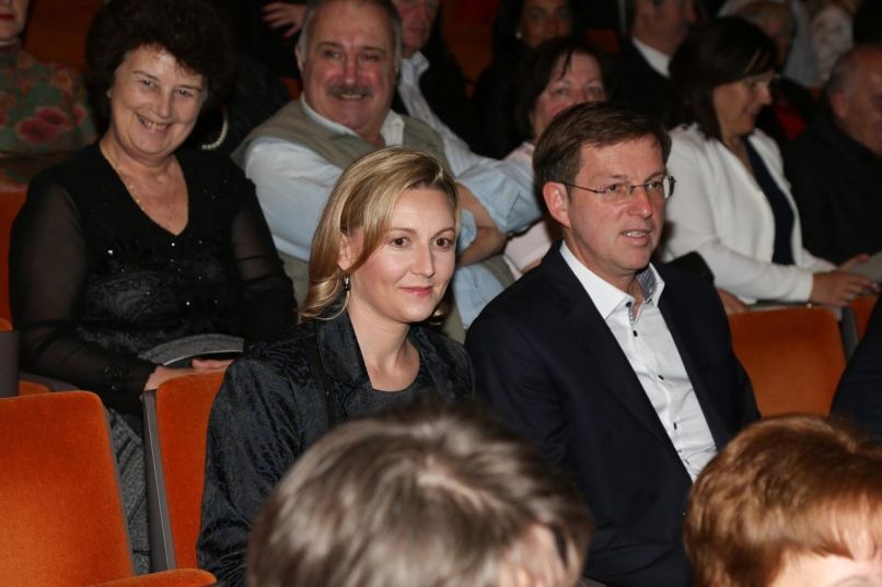miro cerar, mojca stropnik