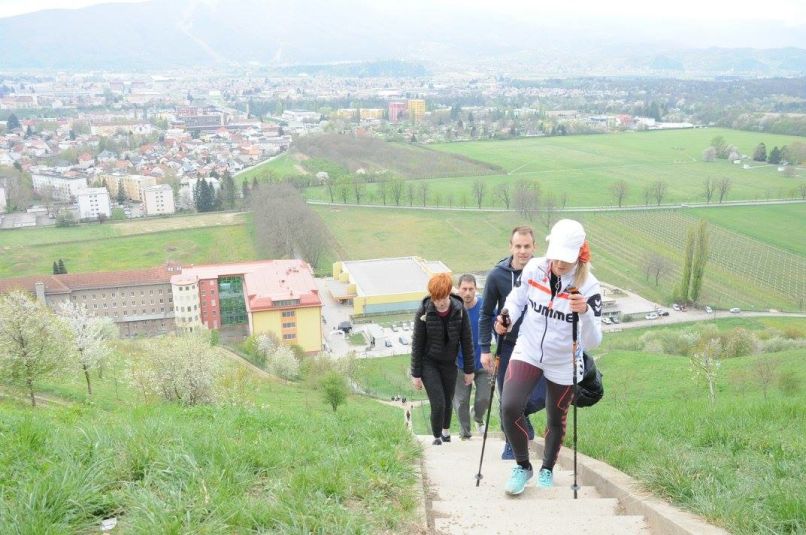Beba Ščap, stopnice, Kalvarija, spremstvo