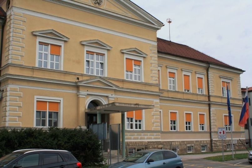 V BREZISKI BOLNISNICI
