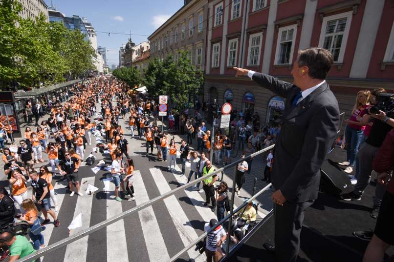 Borut Pahor, Maturanti, ples