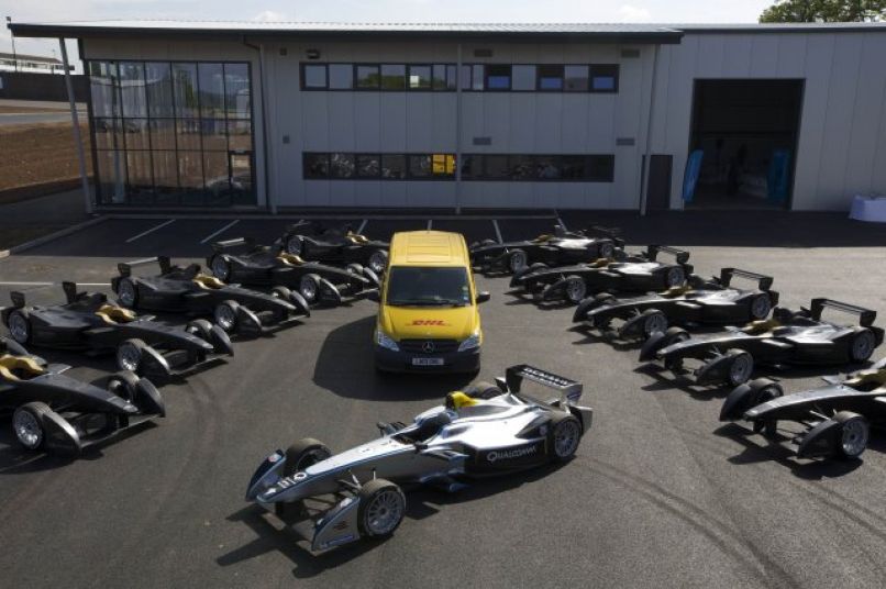 DHL dostavil prvih 10 formul E
