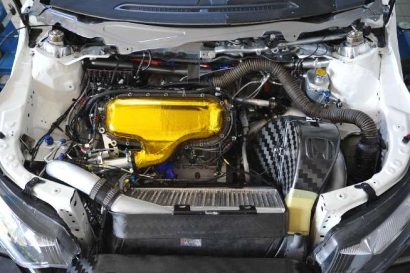 Nov Hondin motor za dirkalnega civica