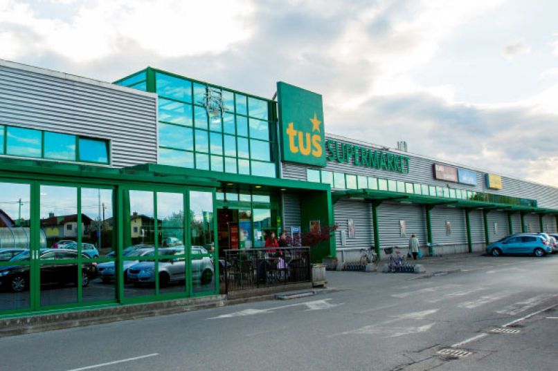 Tus supermarket