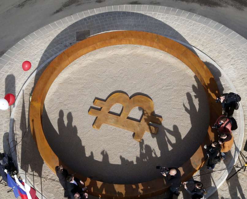 spomenik blockchain_kranj