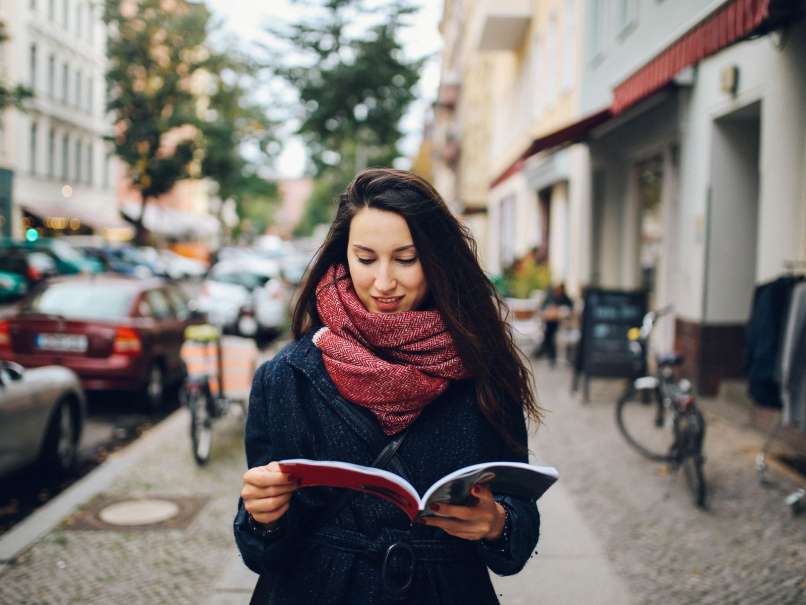 girl learning_2