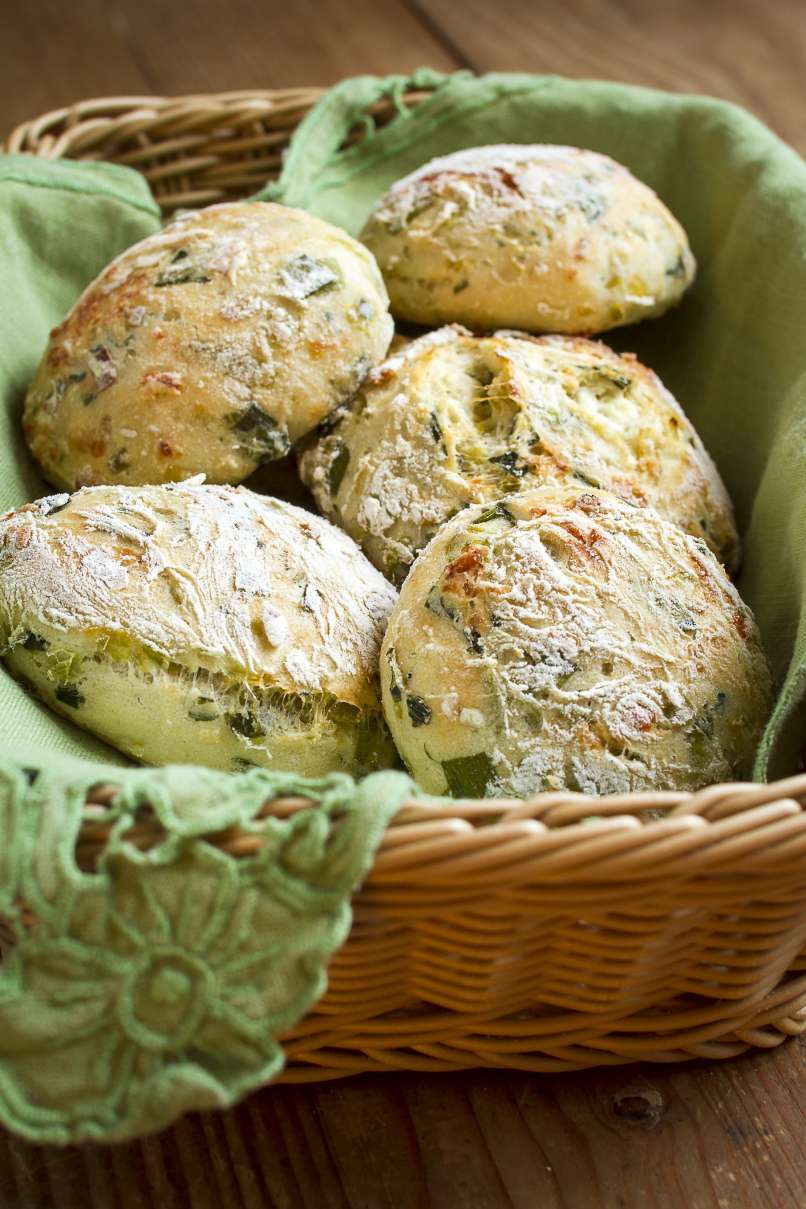 Sveze in_kruh_por_parmezan
