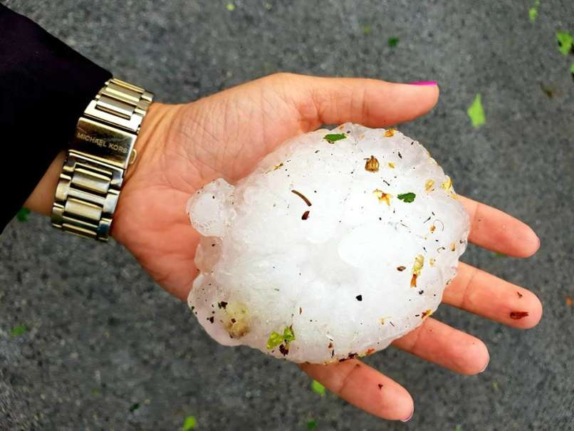 Črnomelj je ogromna toča hudo opustošila