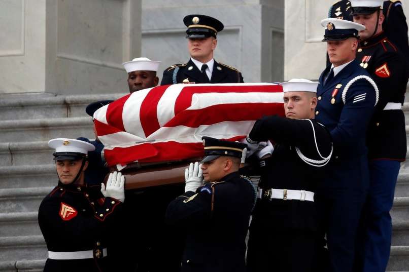 George Bush starejši_pogreb-vlak_houston 3