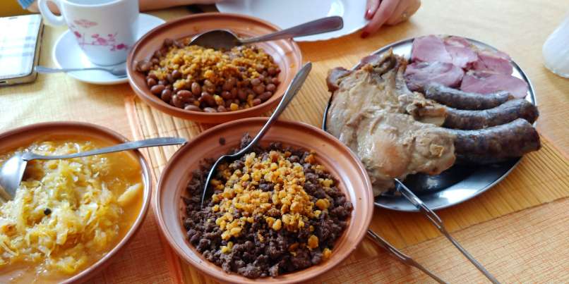 tradicionalno kosilo