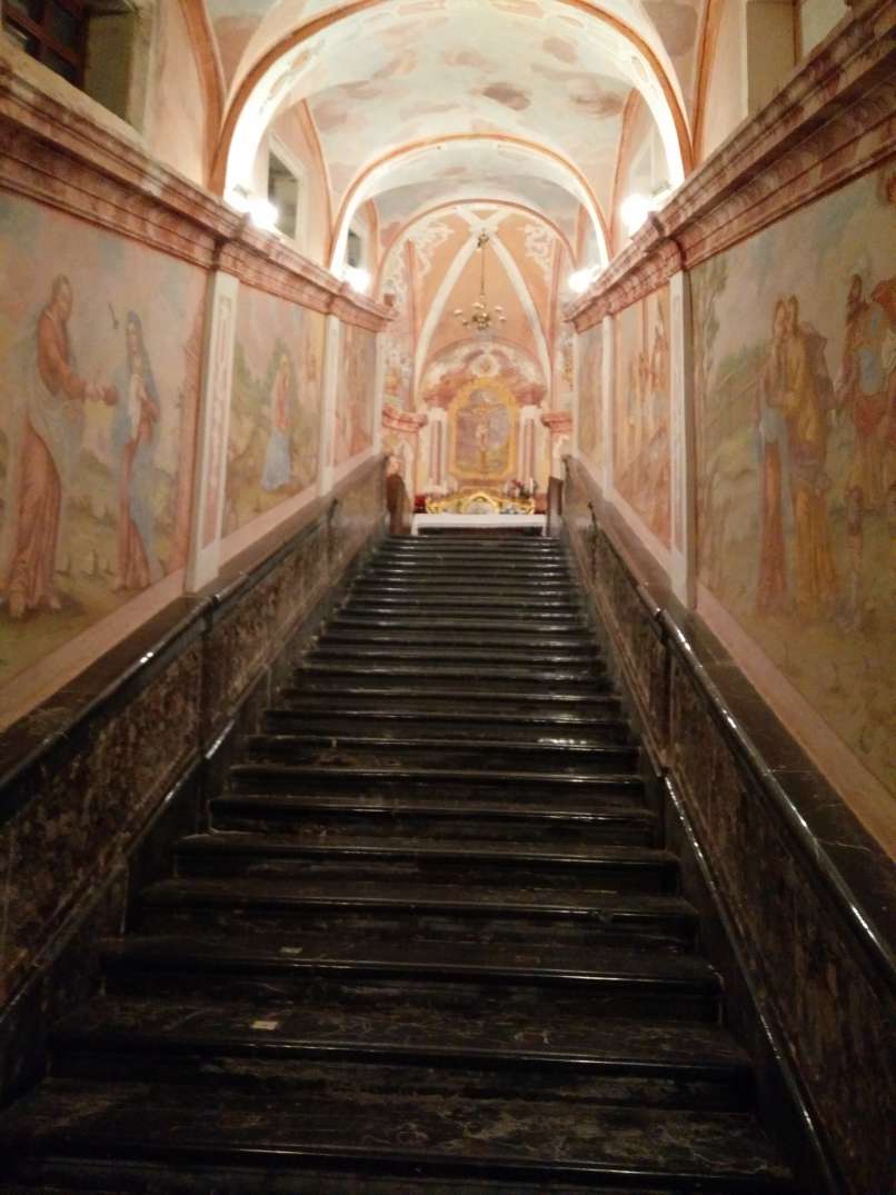 SVETE STOPNICA