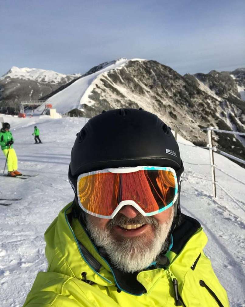 smucanje roman jakič krvavec