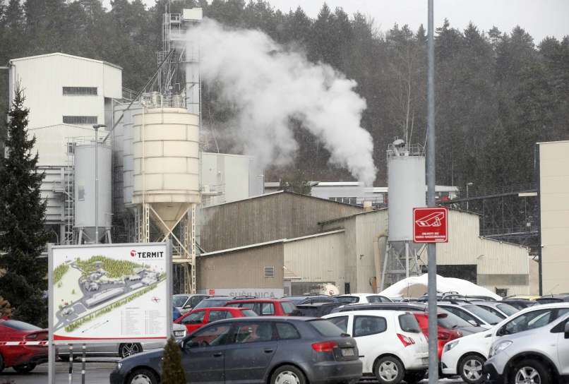 ekološka bomba v moravčah, termit