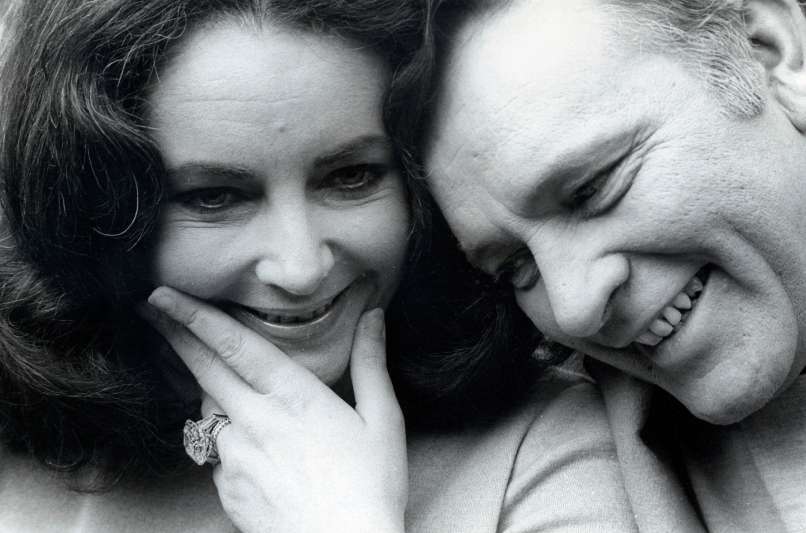 Elizabeth Taylor in Richard Burton