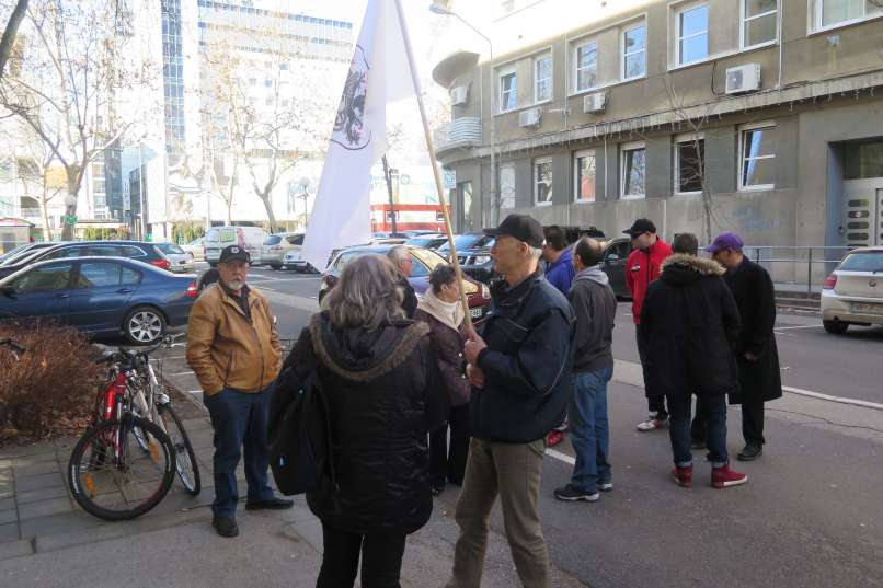 šiškovi podporniki pred sodiščem v mariboru, 14.2.2018