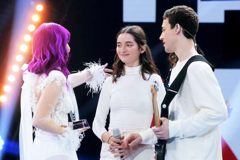 ema 2019-Zala Kralj in Gašper Šantl-lea sirk