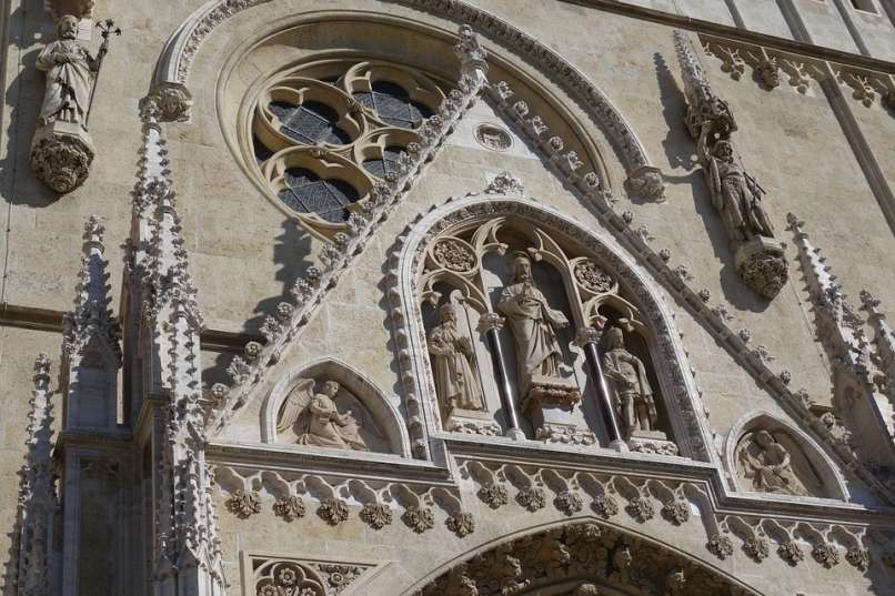 pixabay 18 cathedral-2225224_960_720