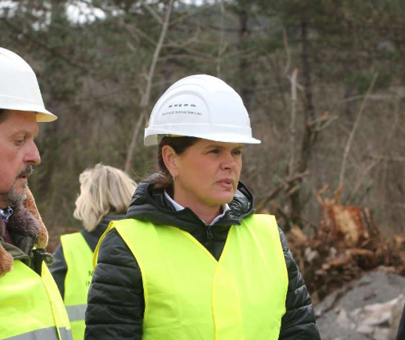 Alenka Bratušek, Drugi tir, 2tdk