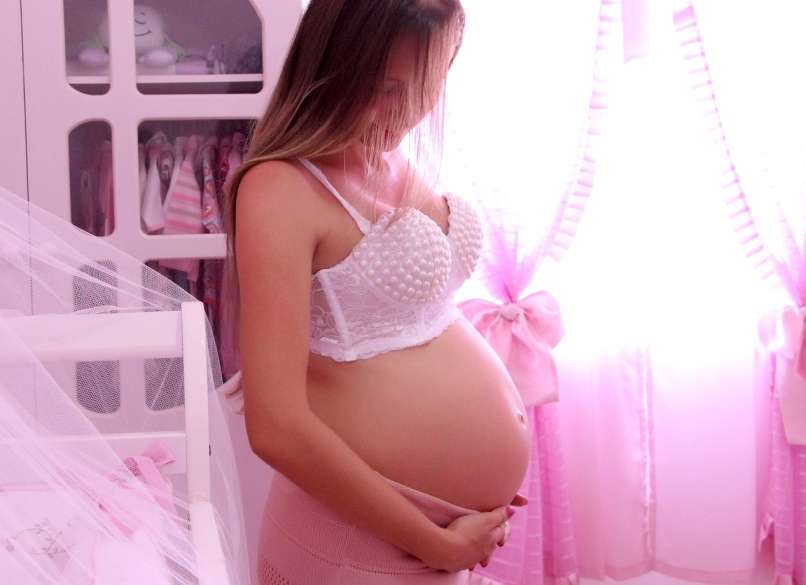 pregnant-2763931_1280