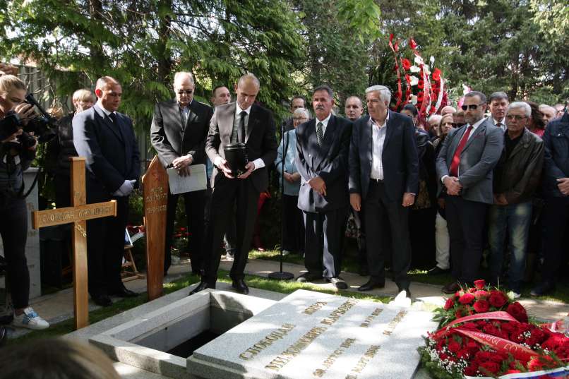 Mira Marković_milošević 2