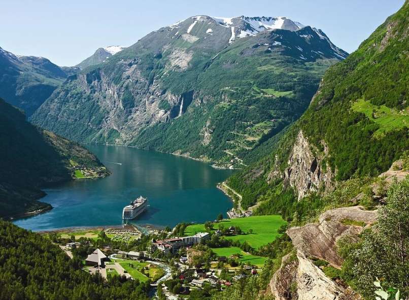 Krizarjenje_norveski_fjordi_msc