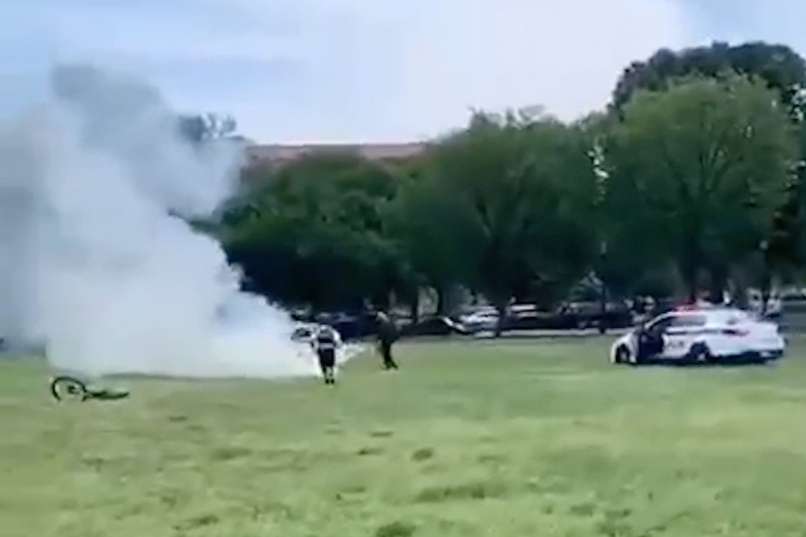 Samozažig pred Belo hišo
