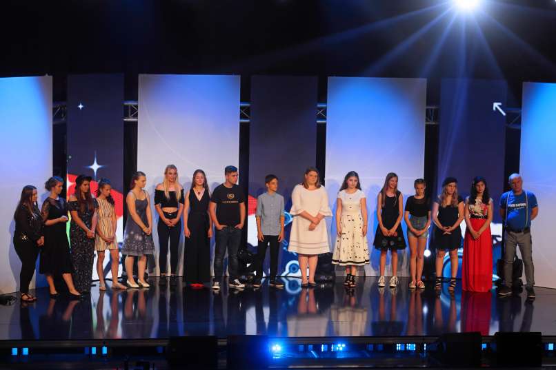 cg_otroci_pojejo_finale_32