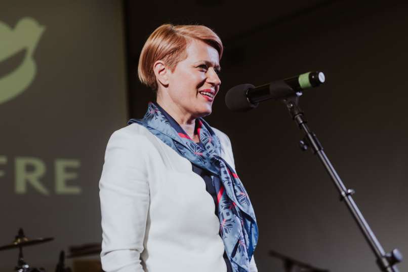 Ministrica za kmetijstvo, gozdarstvo in prehrano dr