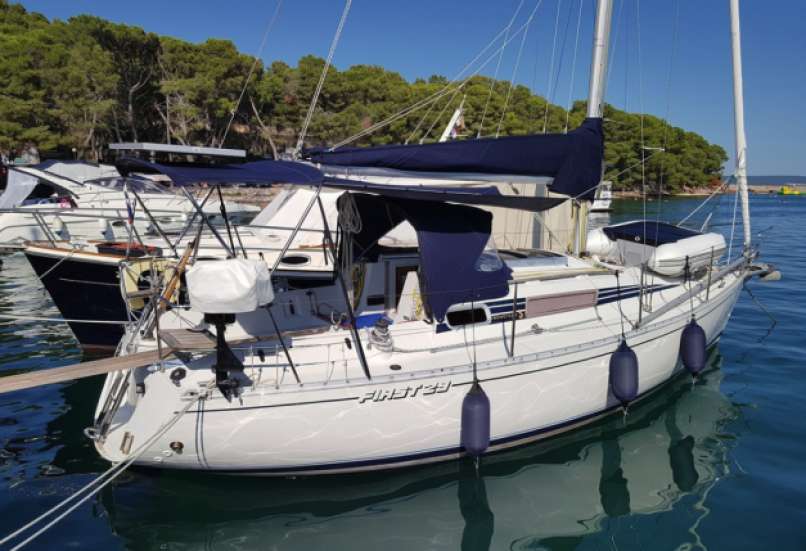 beneteau first2