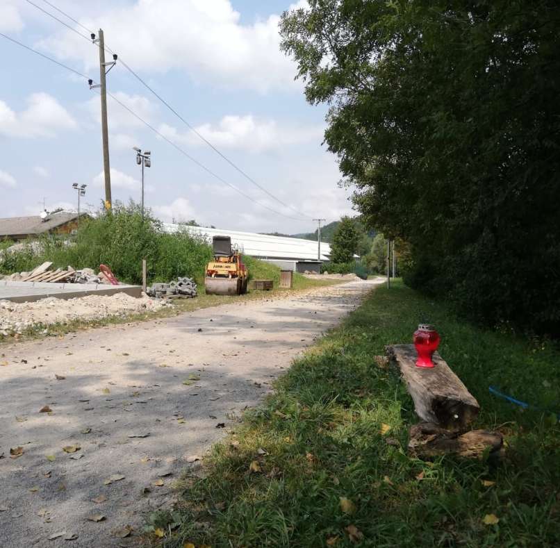 umor, pešpot ob savi2
