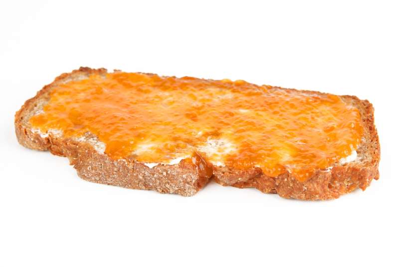 kruh z marmelado