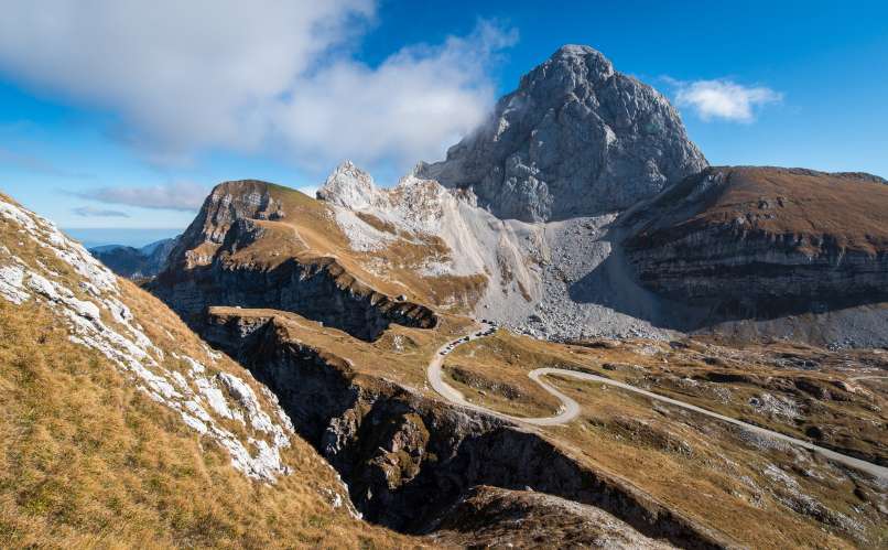 skalni podor mangart - shutterstock