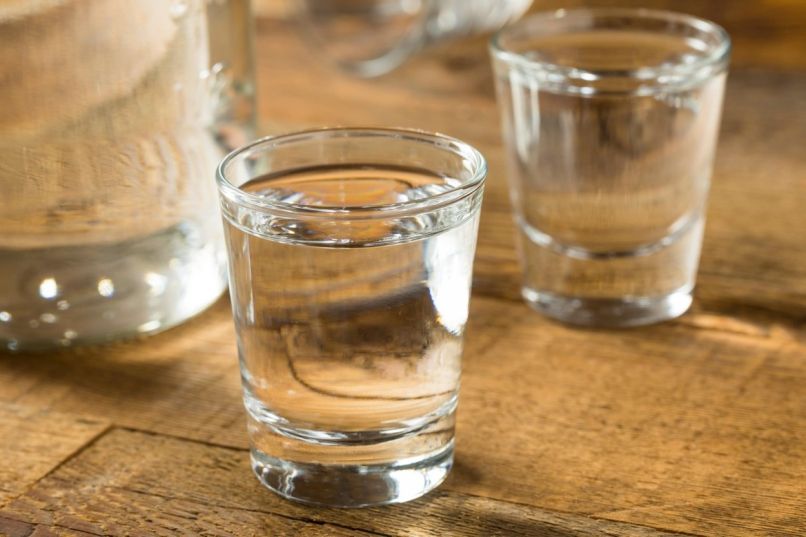 žganje, alkohol, steklenica